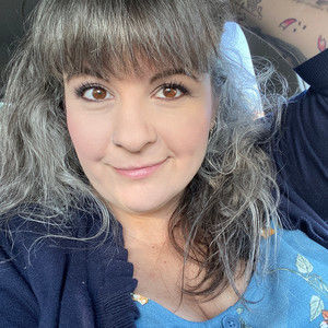 Meet your Posher, Leah